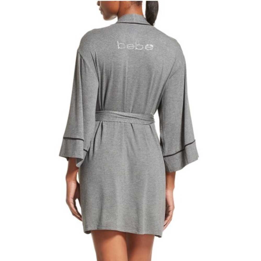 NWT Bebe Charcoal Heather & Black Robe - Picture 2 of 4